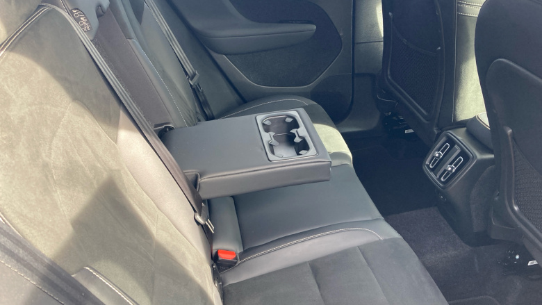 Volvo Xc40 1.5 T3 [163] R DESIGN 5dr Geartronic Petrol Estate